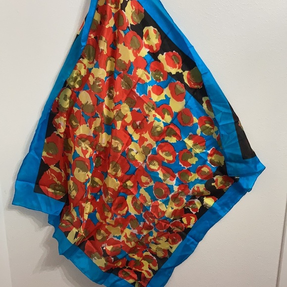 EUC Vintage Silk Multicolor Scarf Size:  32x33 - Picture 6 of 8